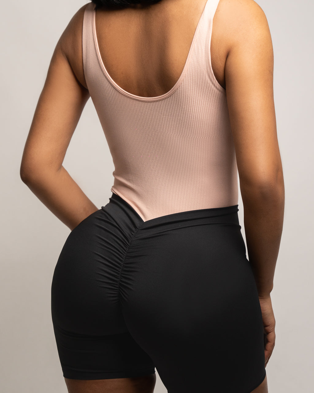 Leggings sin costuras de canalé gris poder