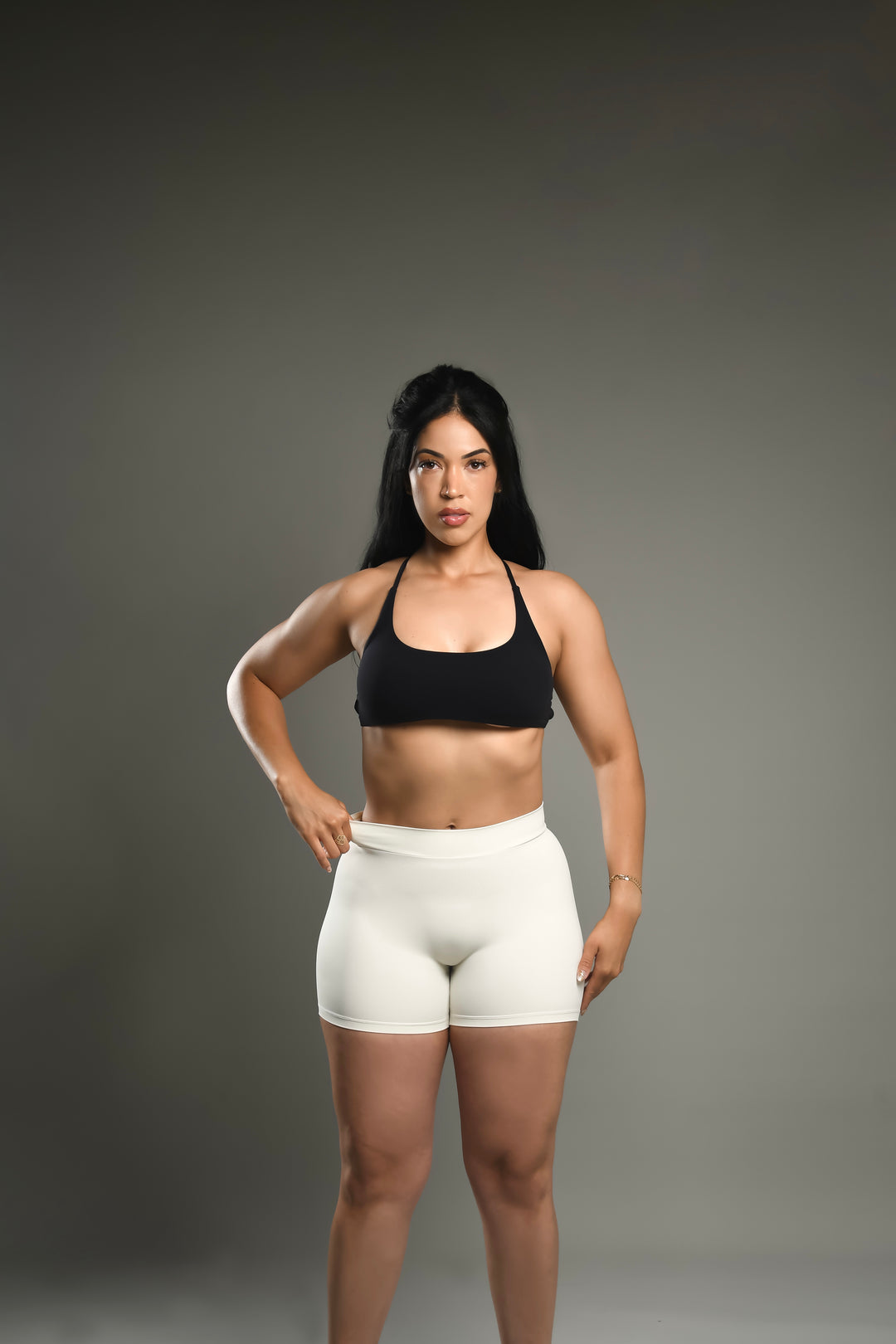 V-Cut Scrunch Seamless Sport Shorts