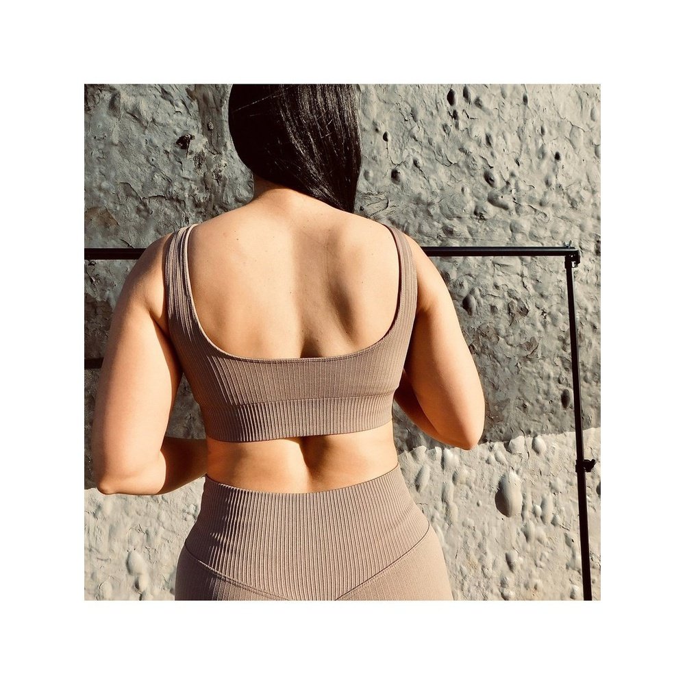 Ribbed Seamless Sport Bra