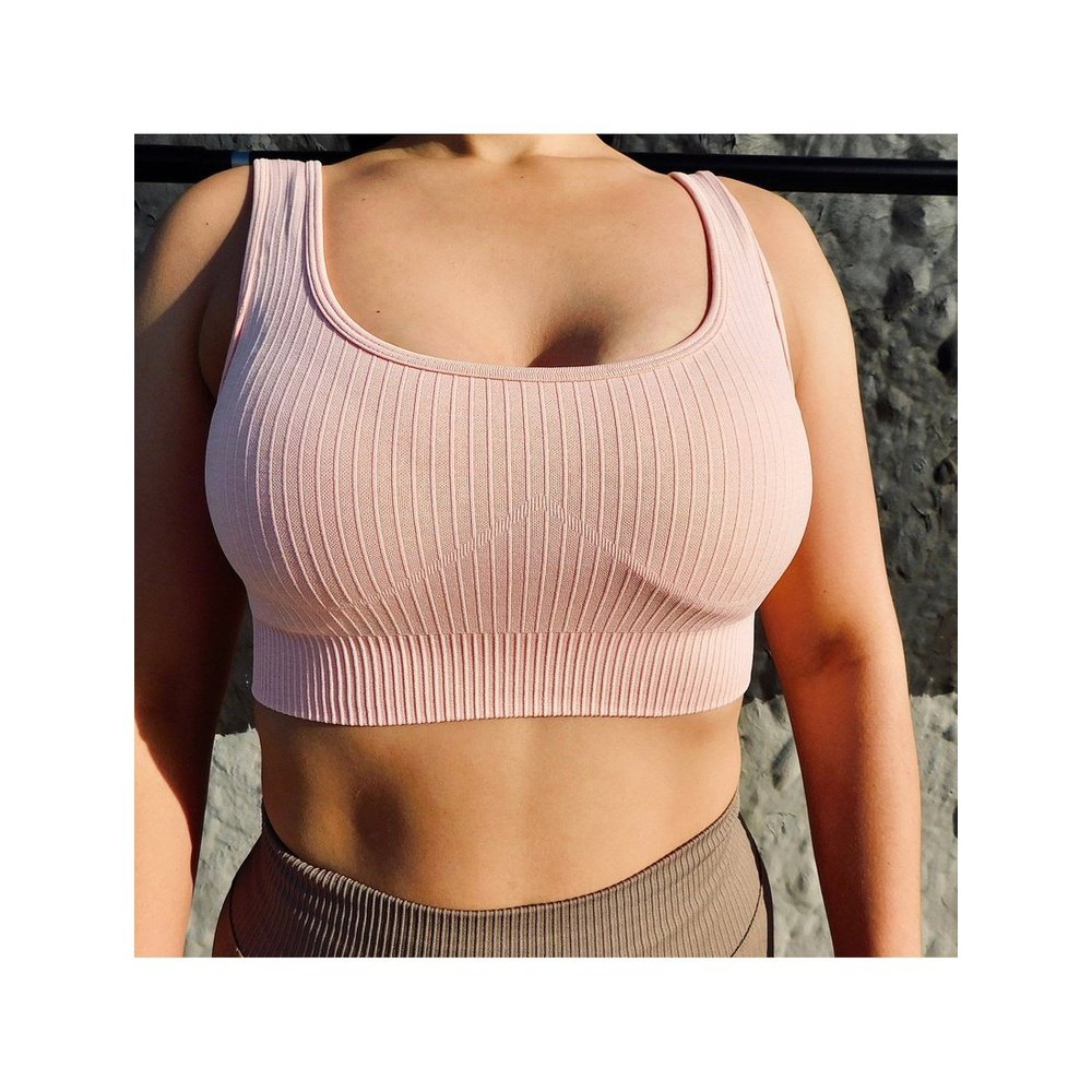 Ribbed Seamless Sport Bra