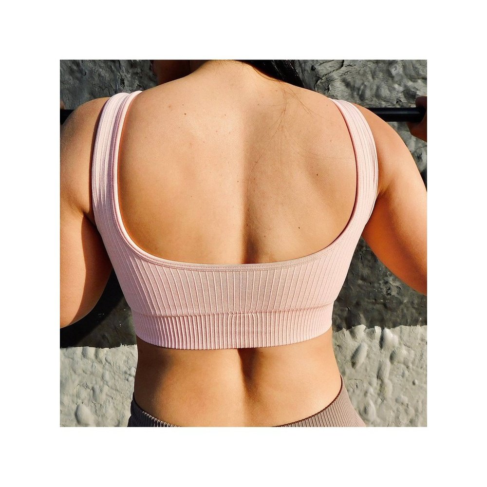 Ribbed Seamless Sport Bra